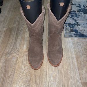 Tecovas “The Shane” Granite Suede roper